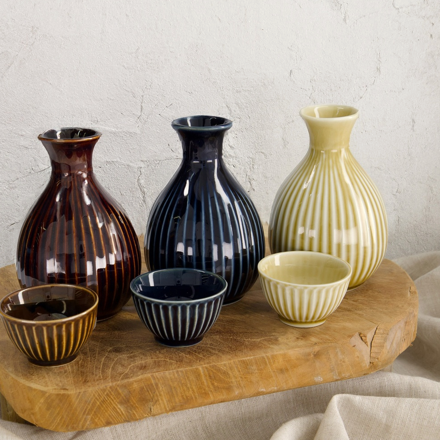 Ceramiczna Karafka do Sake 250 ml – Tradycyjna Japońska Navy