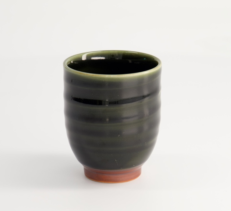 Japońska Ceramiczna Czarka Yunomi Oribe 7 x 8,4 cm&nbsp;
