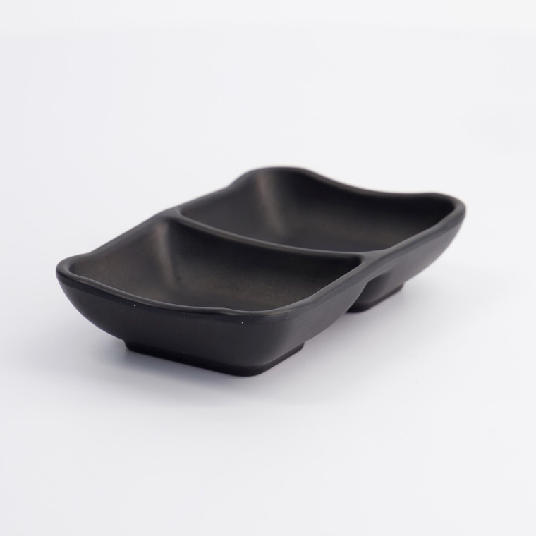 Miseczka na sos sojowy czarna podwójna 13 x 8 cm – Asia Deli